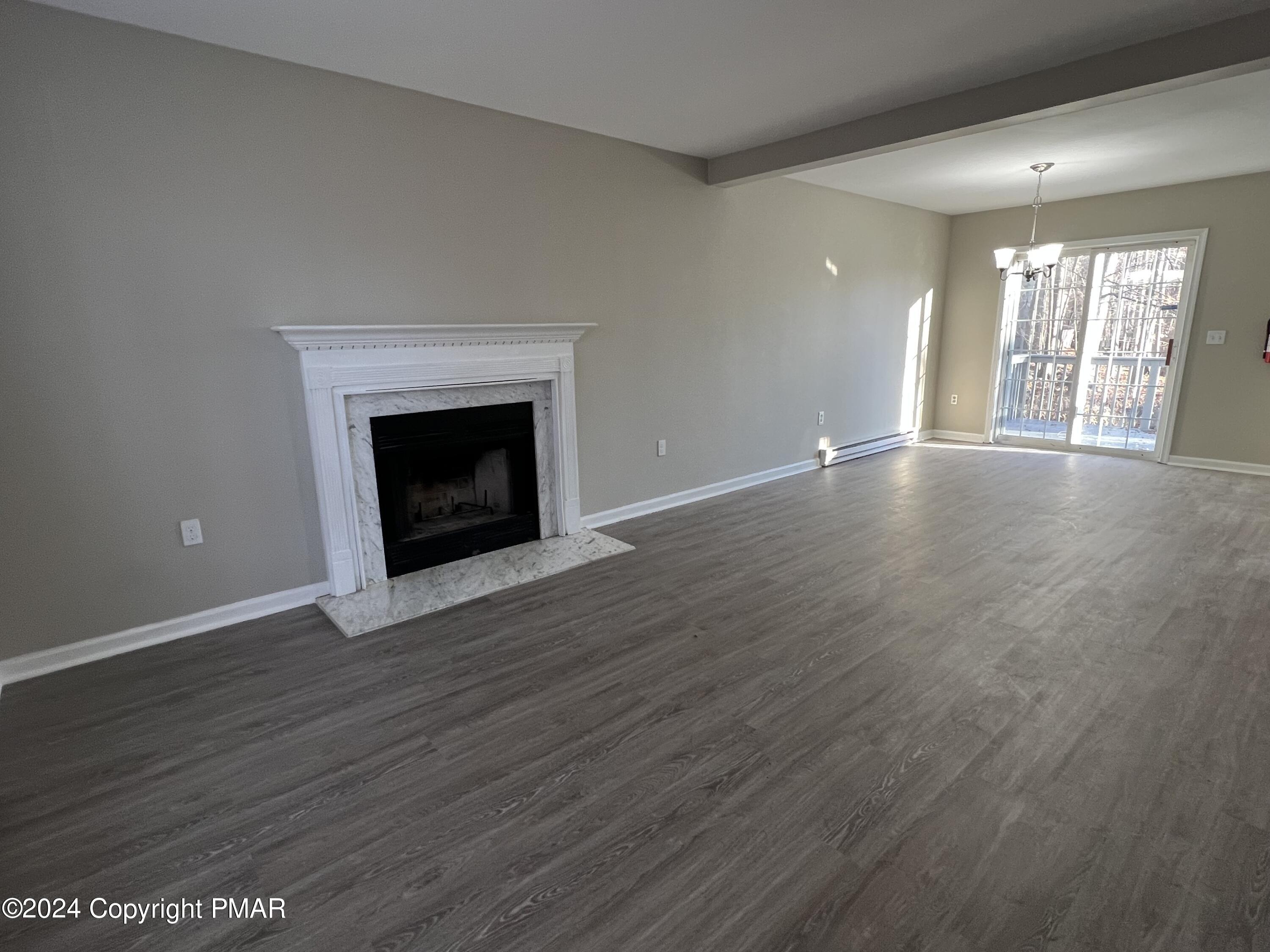 2409 W White Oak Drive