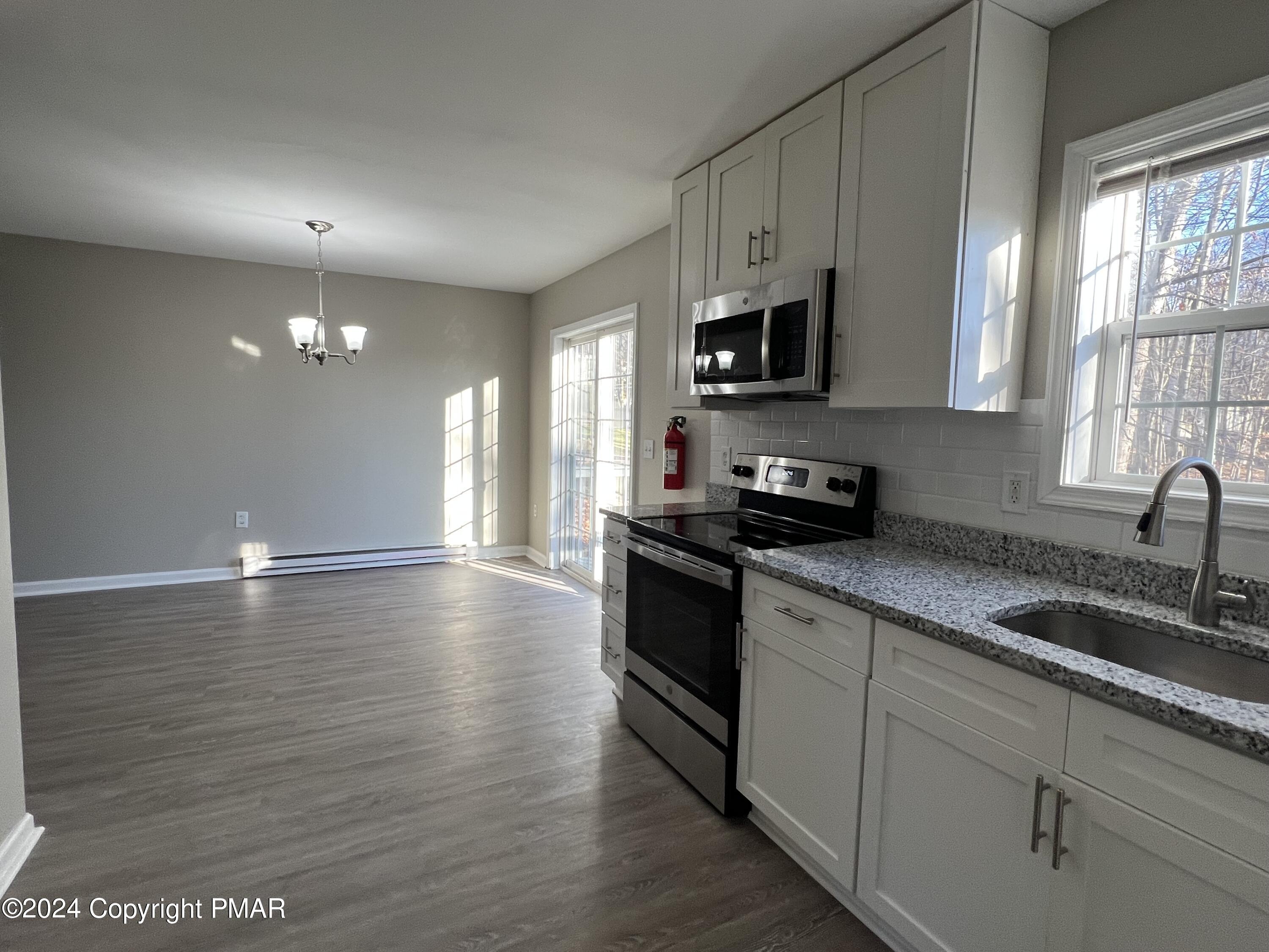 2409 W White Oak Drive