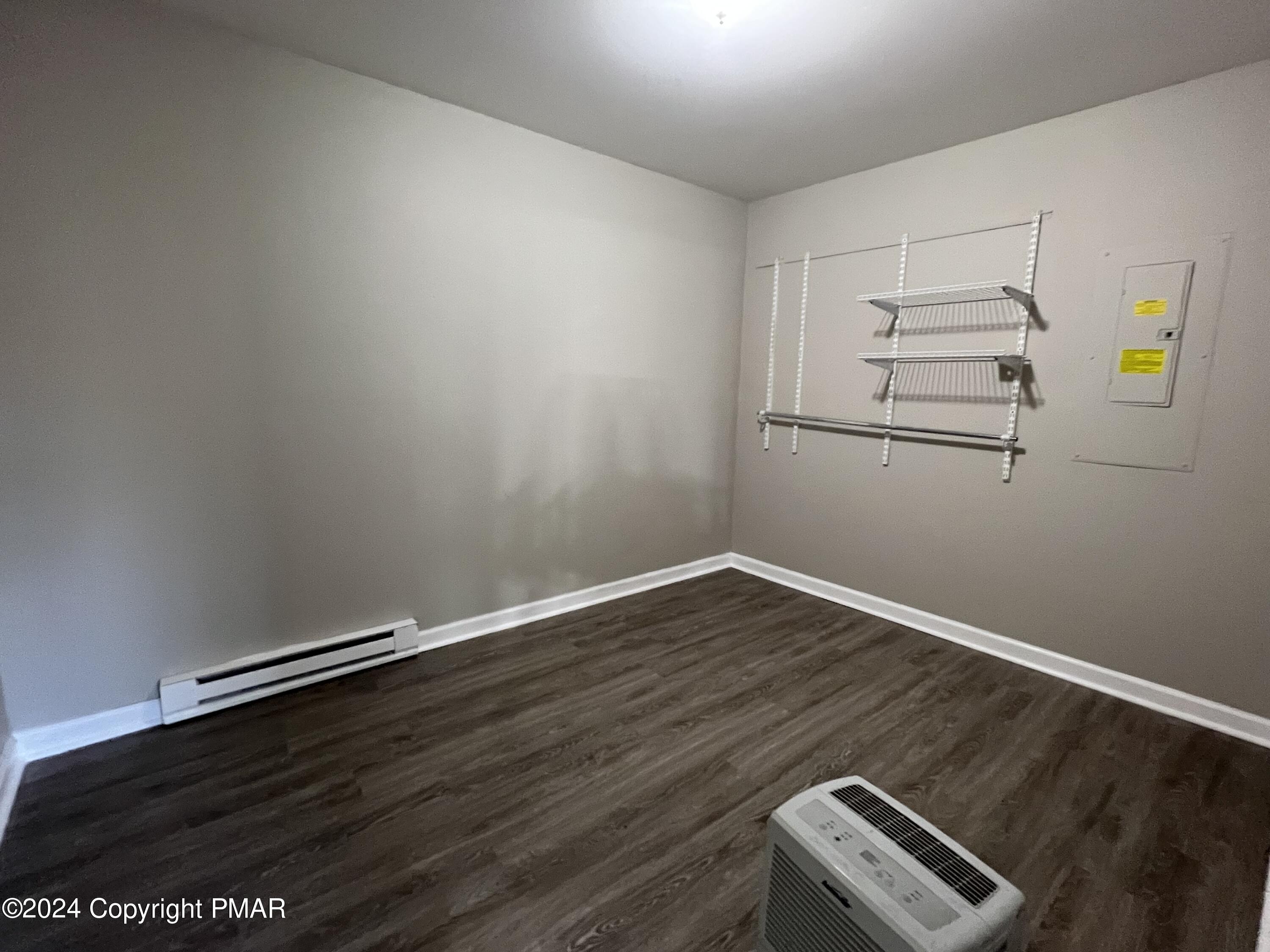 2409 W White Oak Drive