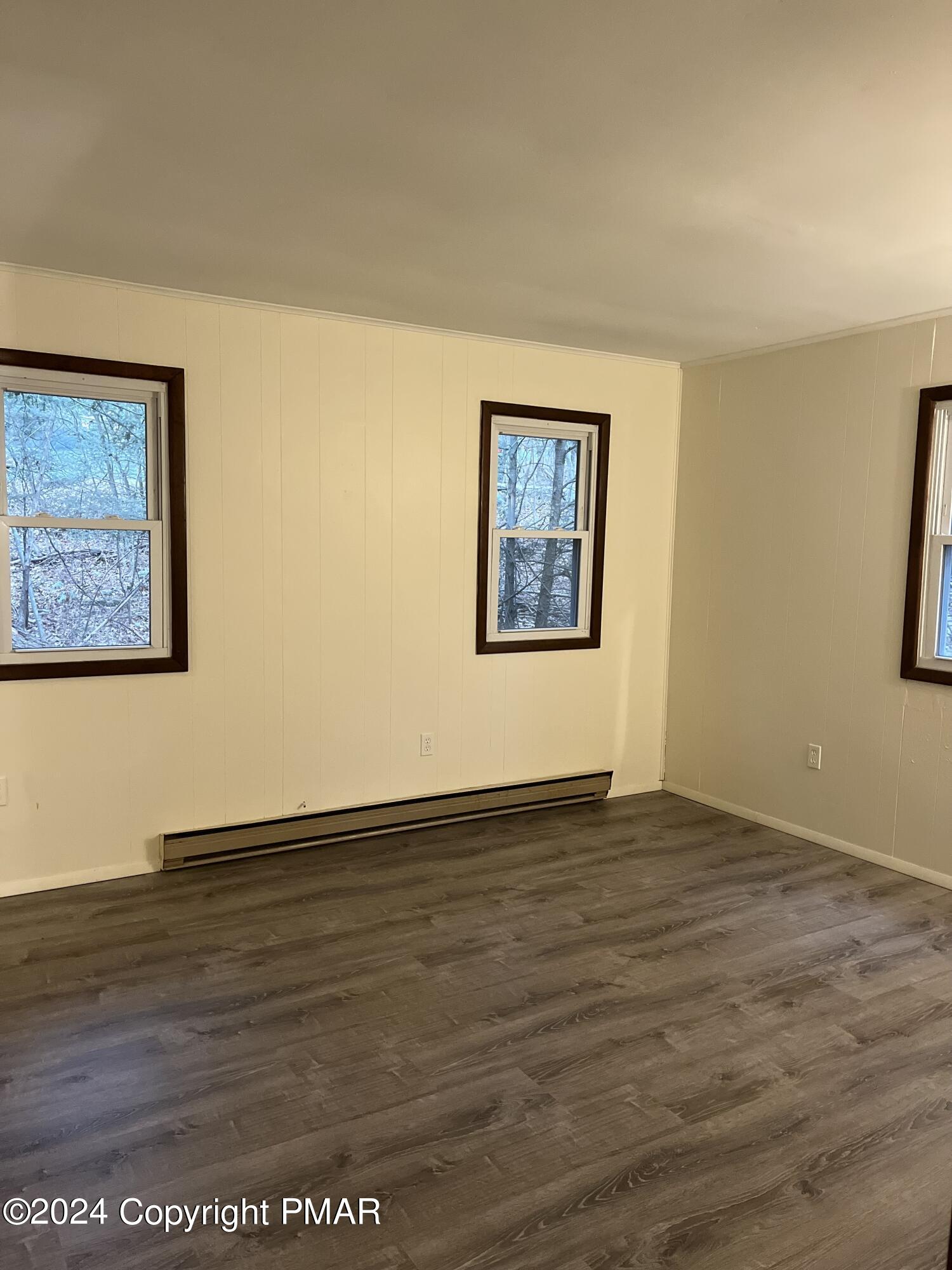 406 ROARING BROOK Road