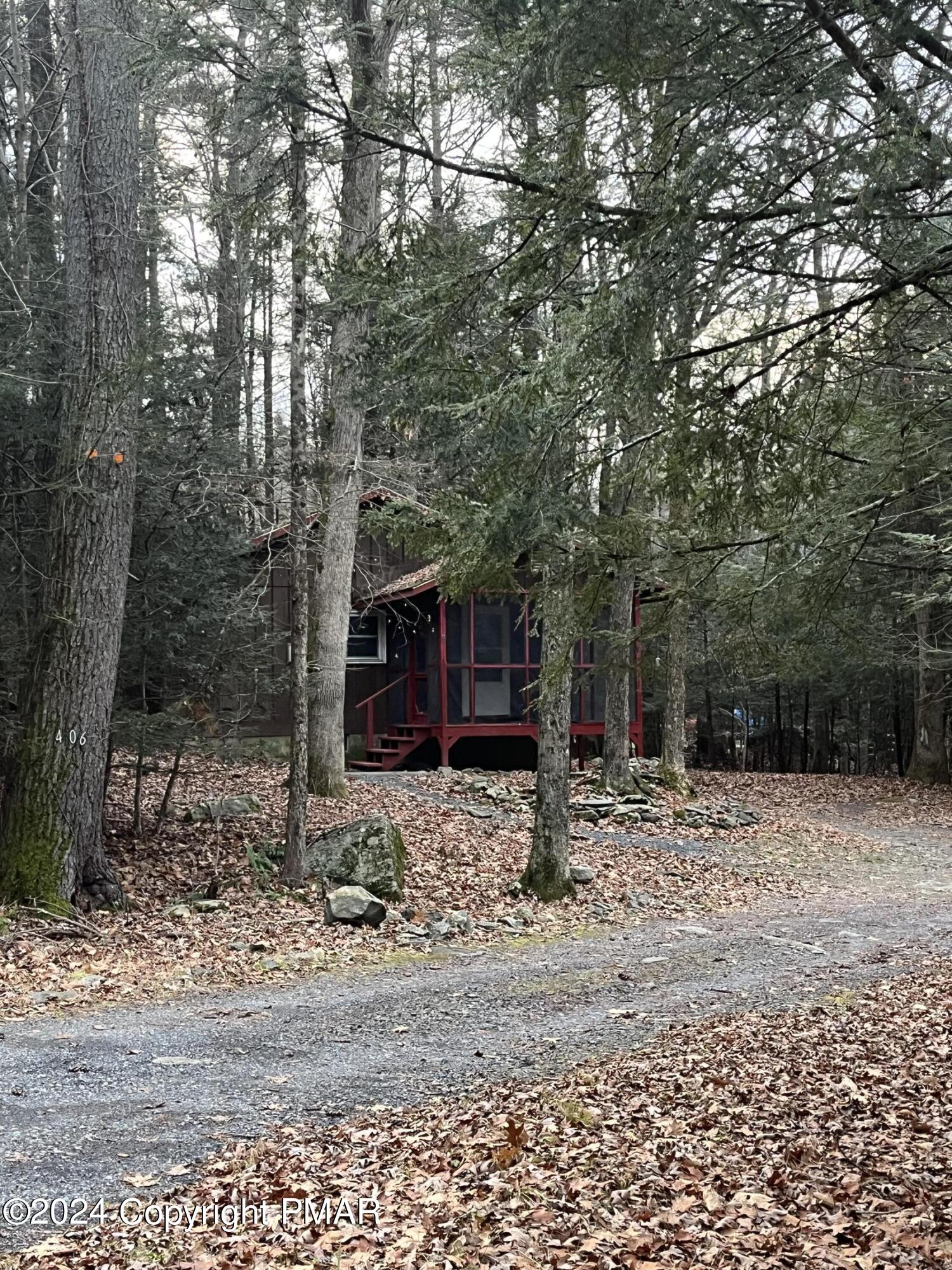 406 ROARING BROOK Road