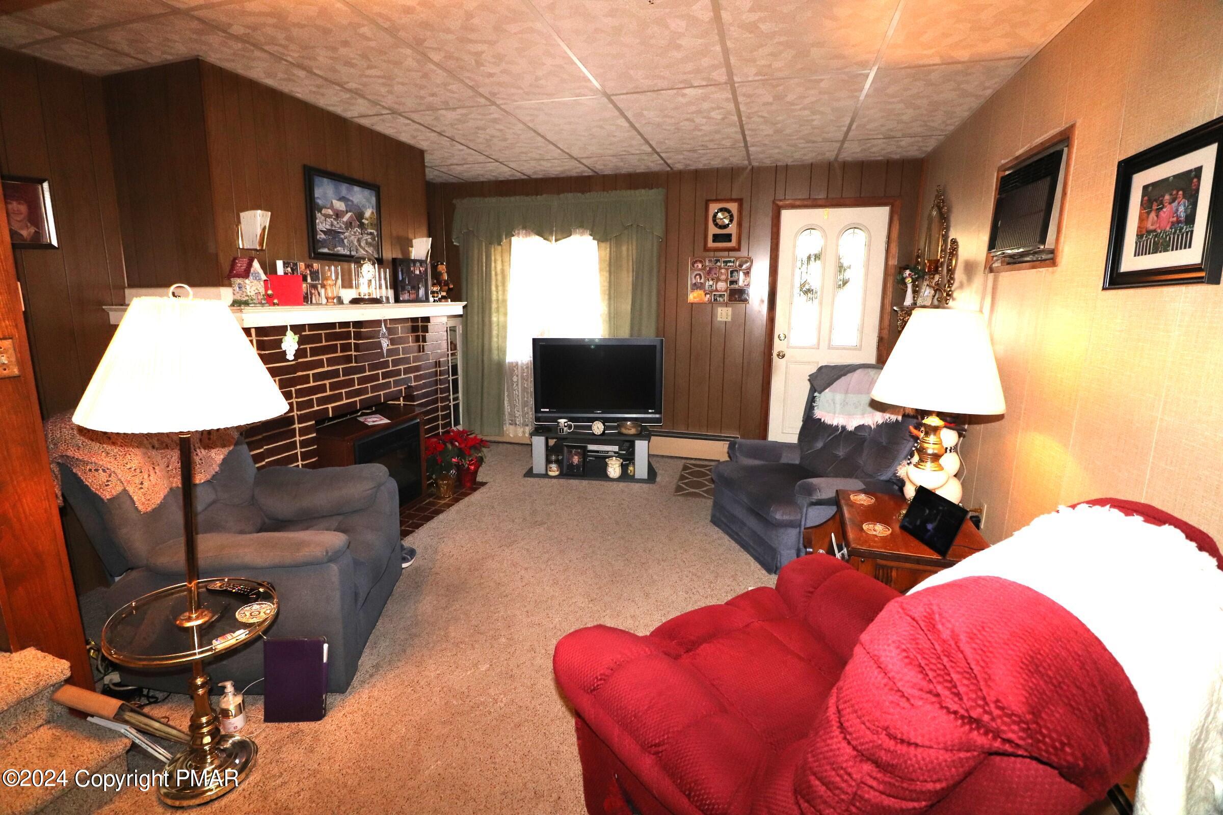 136 Lafayette Avenue