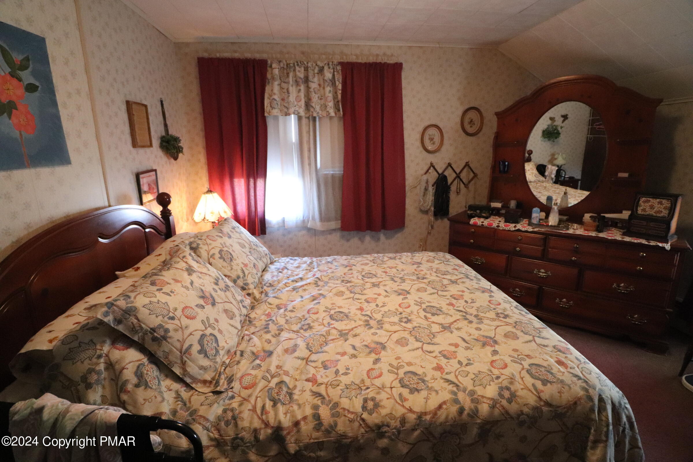 136 Lafayette Avenue