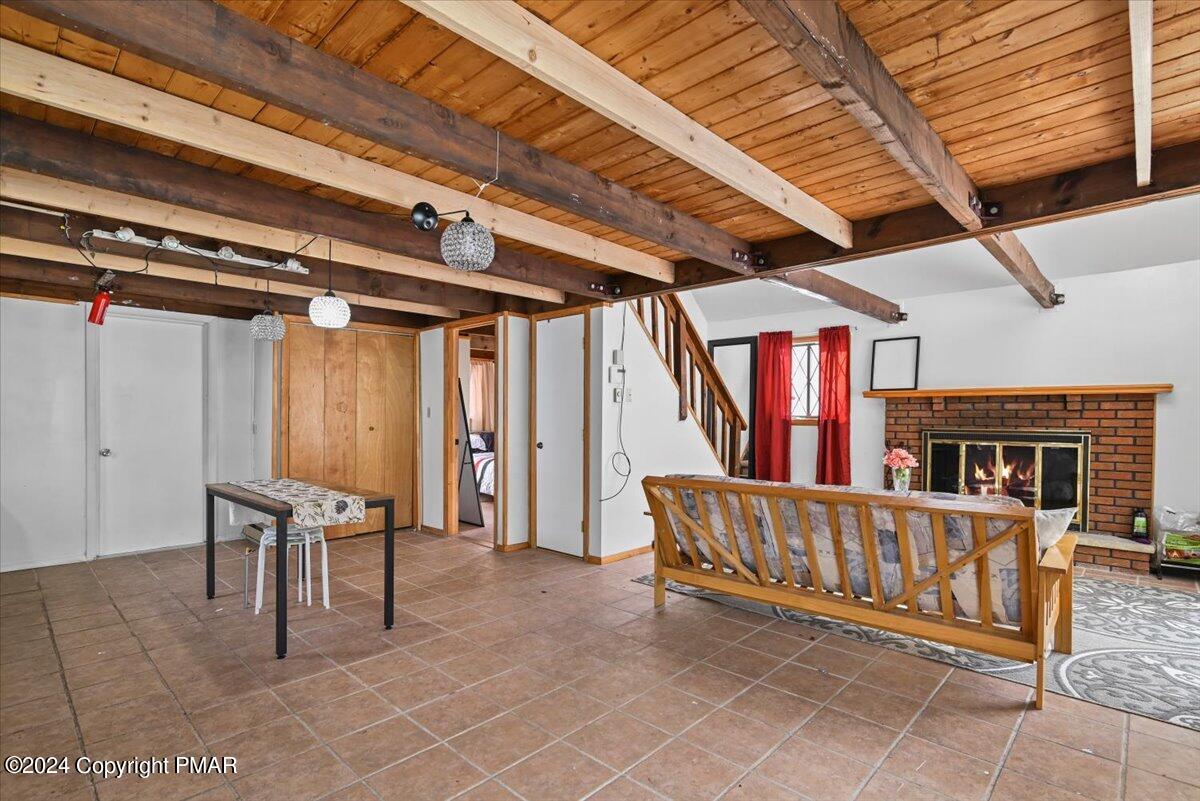 1468 Waterfront Drive