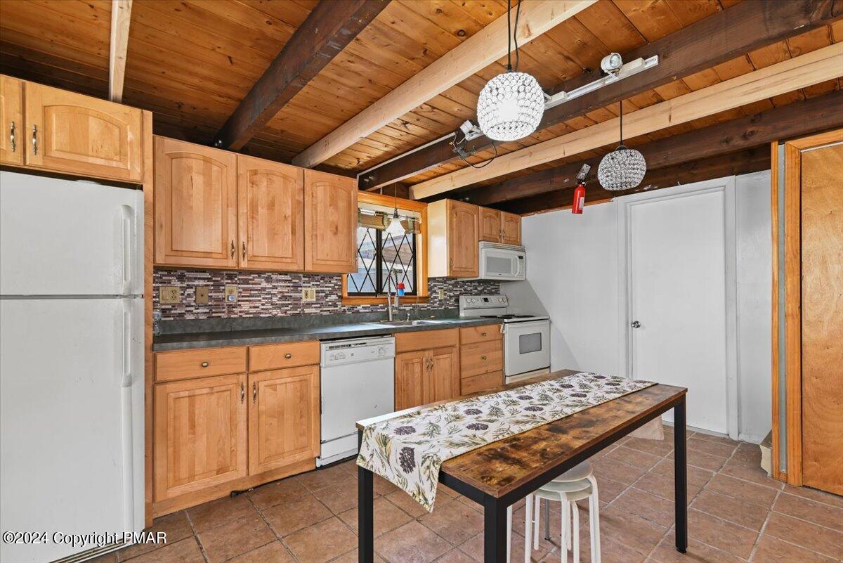 1468 Waterfront Drive