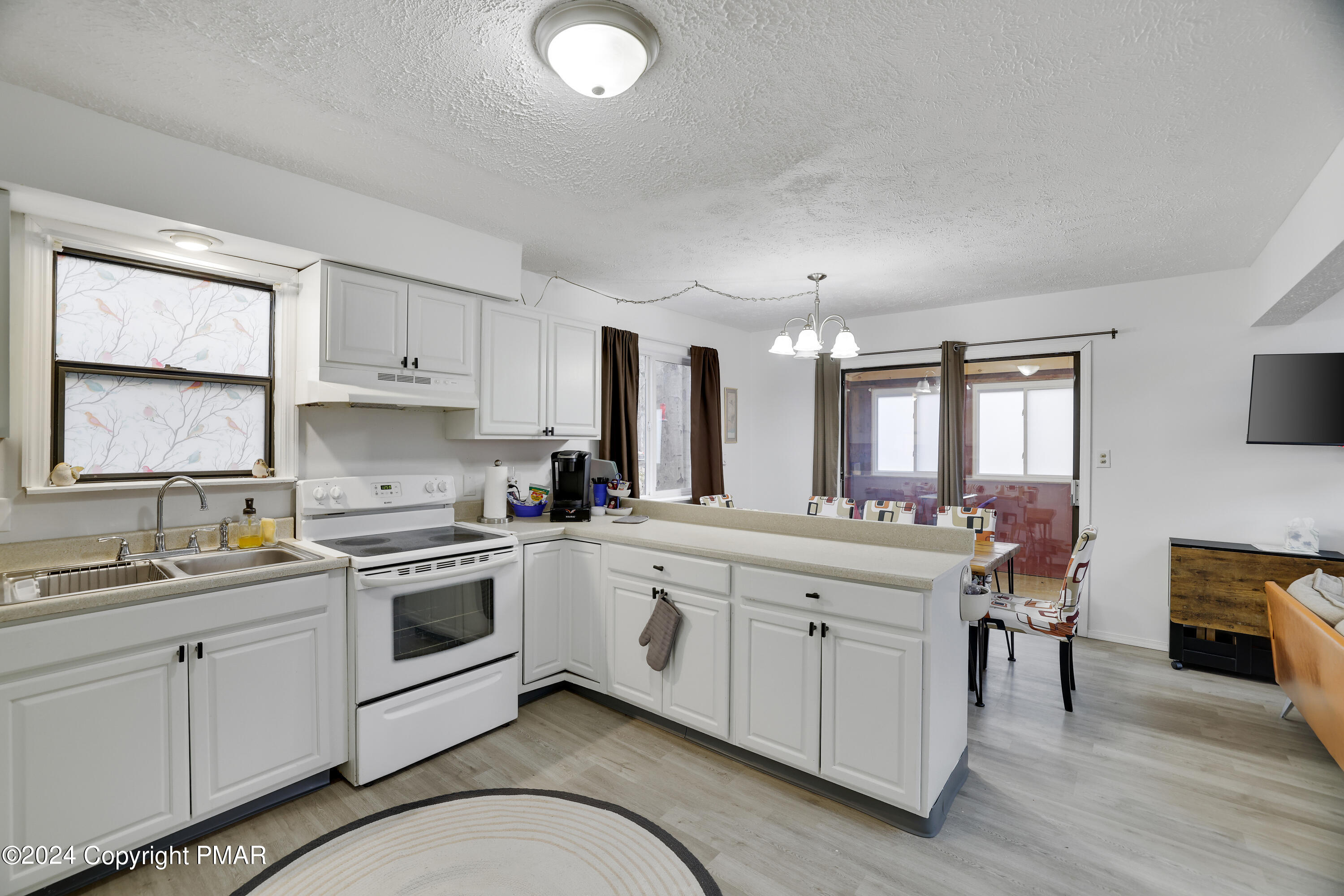 6074 Boardwalk Drive