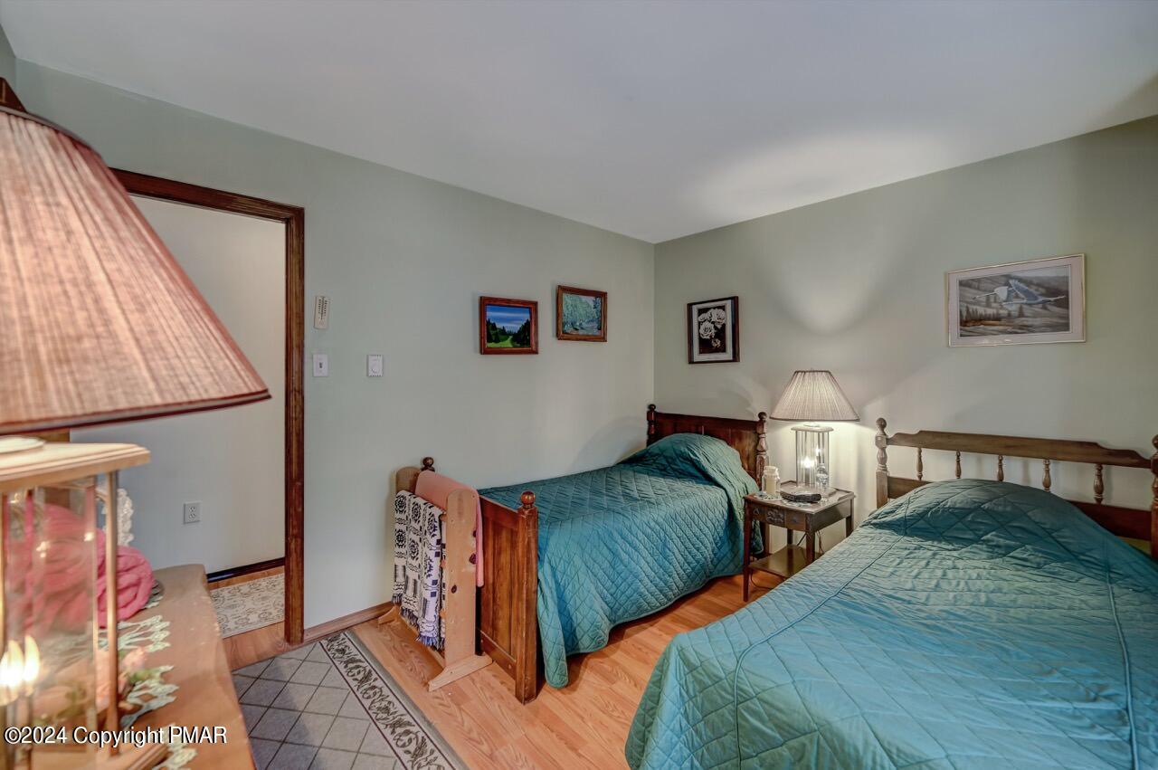 1136 Hunters Woods Drive