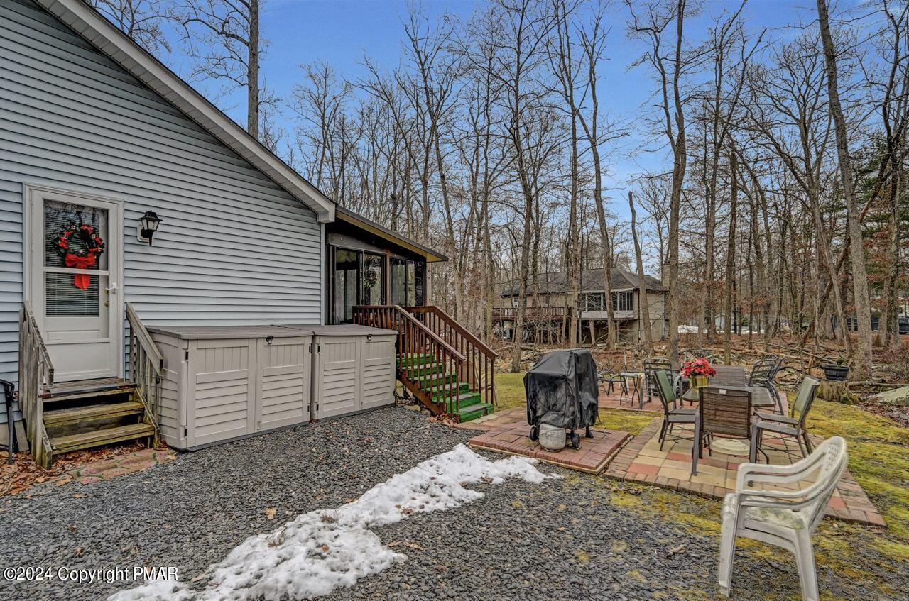 1136 Hunters Woods Drive