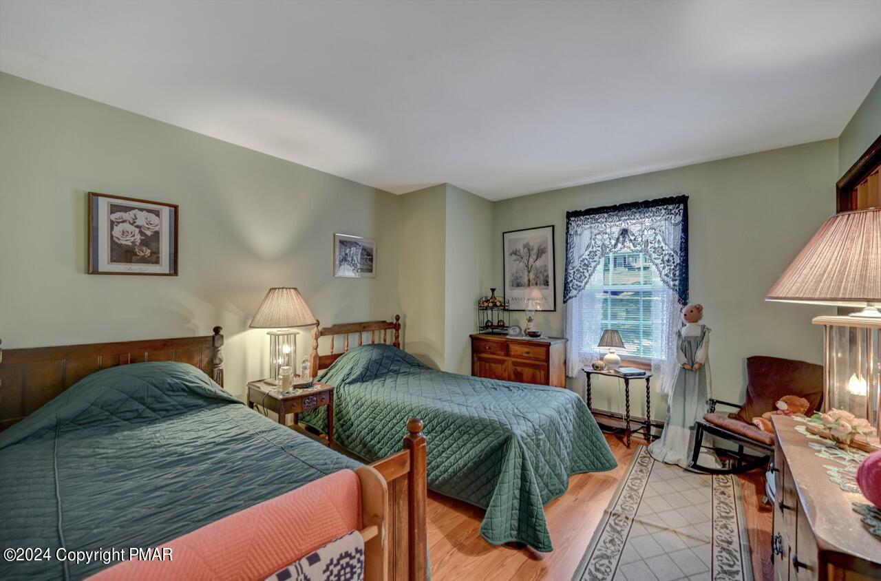 1136 Hunters Woods Drive