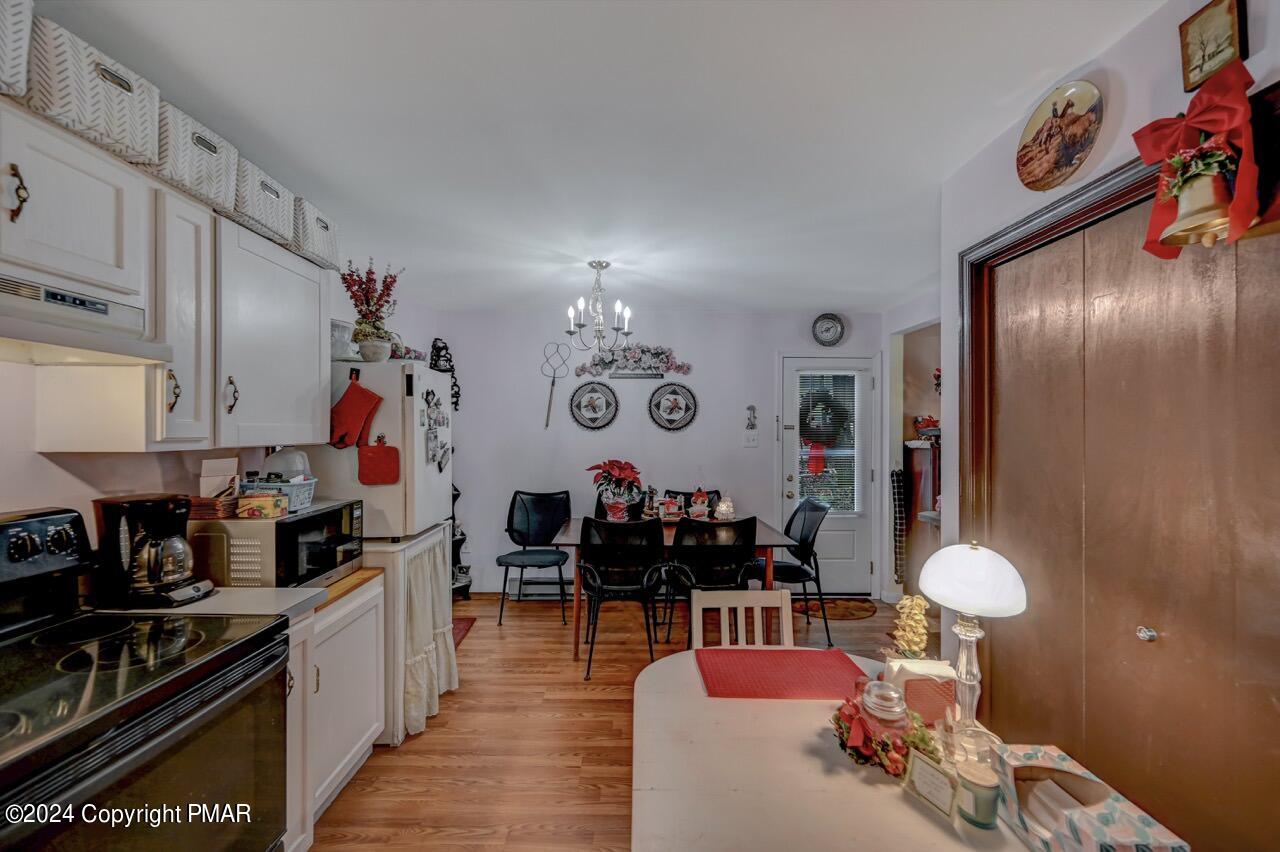 1136 Hunters Woods Drive