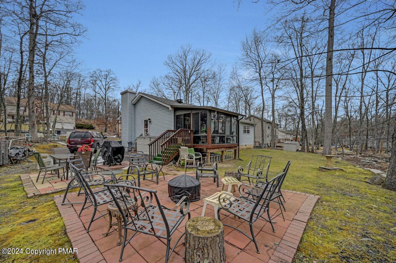 1136 Hunters Woods Drive