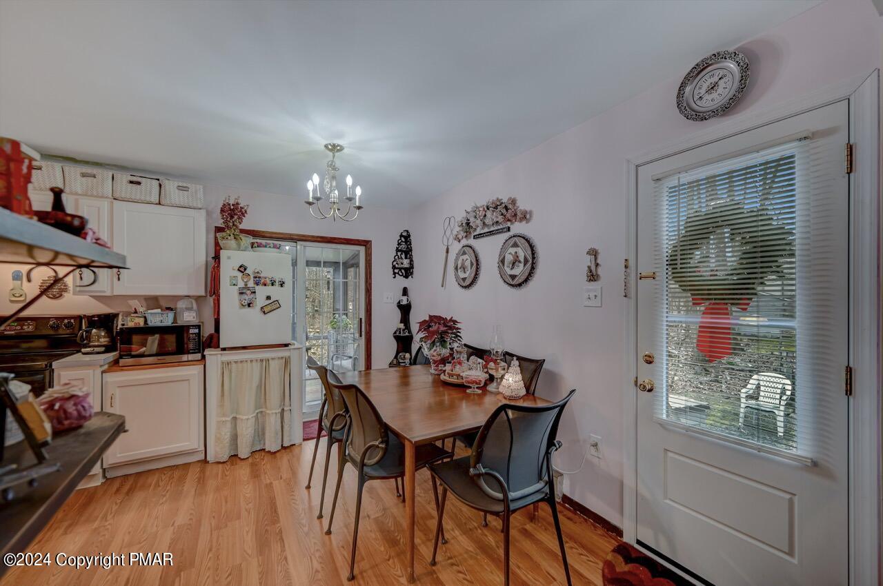 1136 Hunters Woods Drive