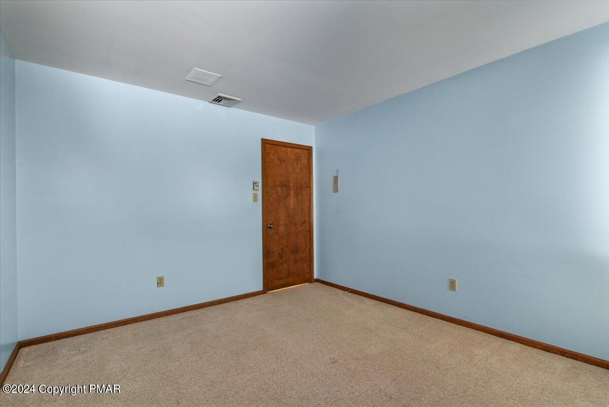 5249 MOUNTAIN VIEW Drive