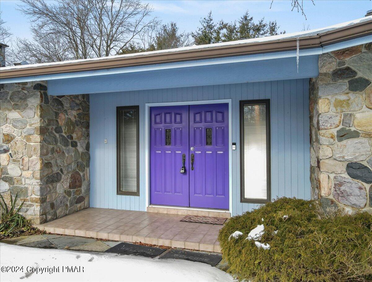 5249 MOUNTAIN VIEW Drive