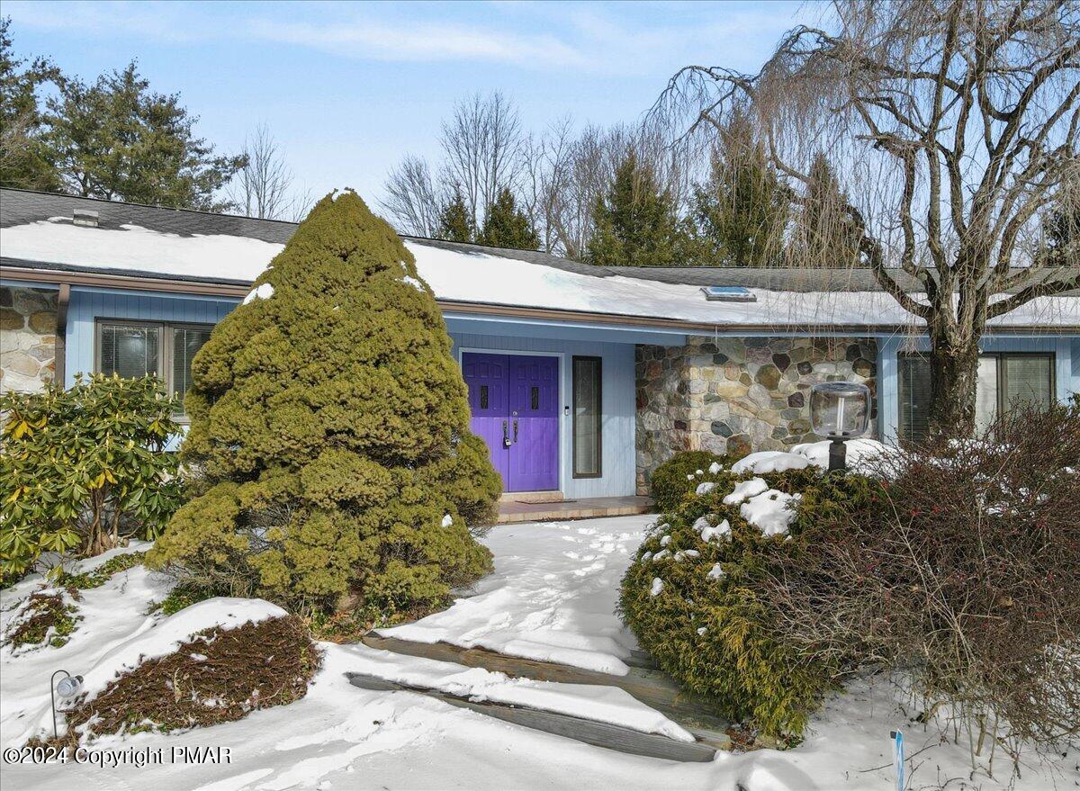 5249 MOUNTAIN VIEW Drive