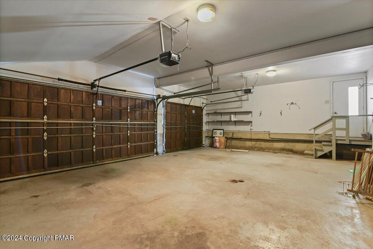 5249 MOUNTAIN VIEW Drive