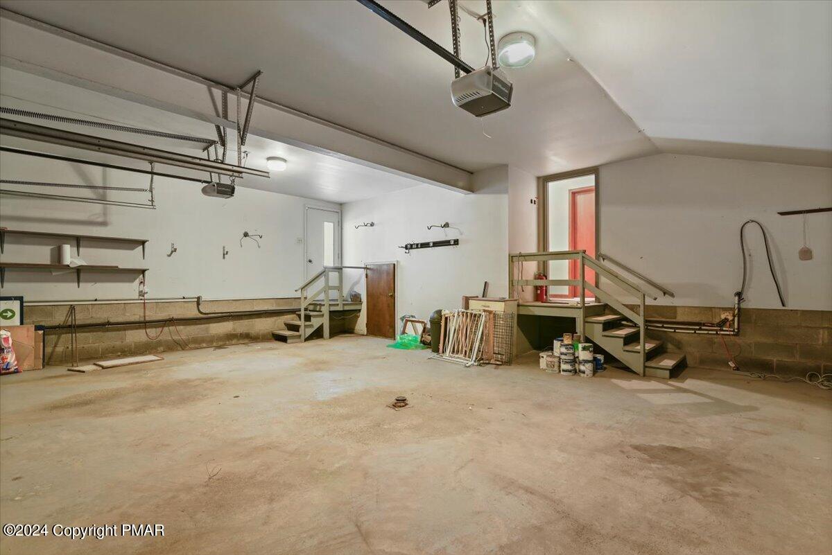 5249 MOUNTAIN VIEW Drive