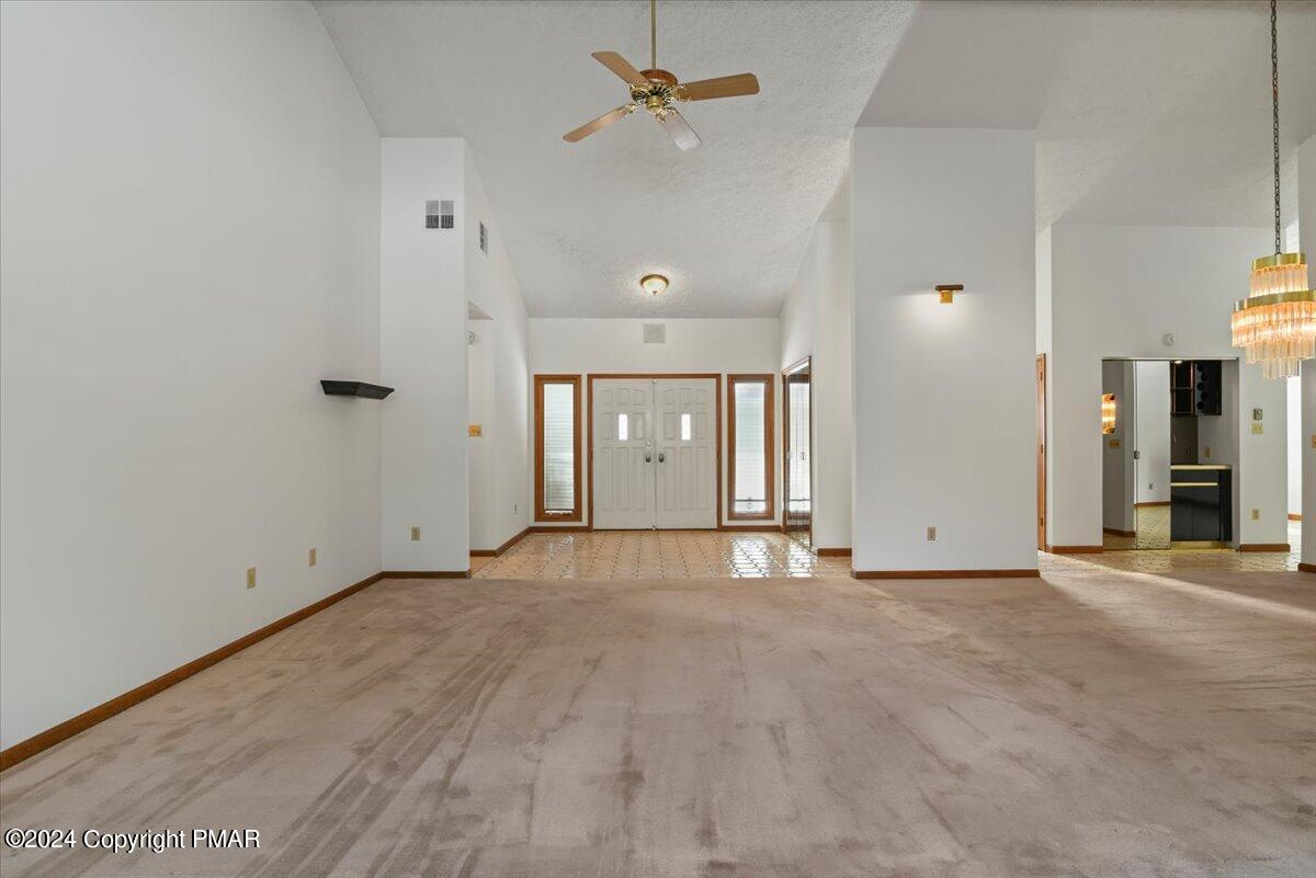 5249 MOUNTAIN VIEW Drive