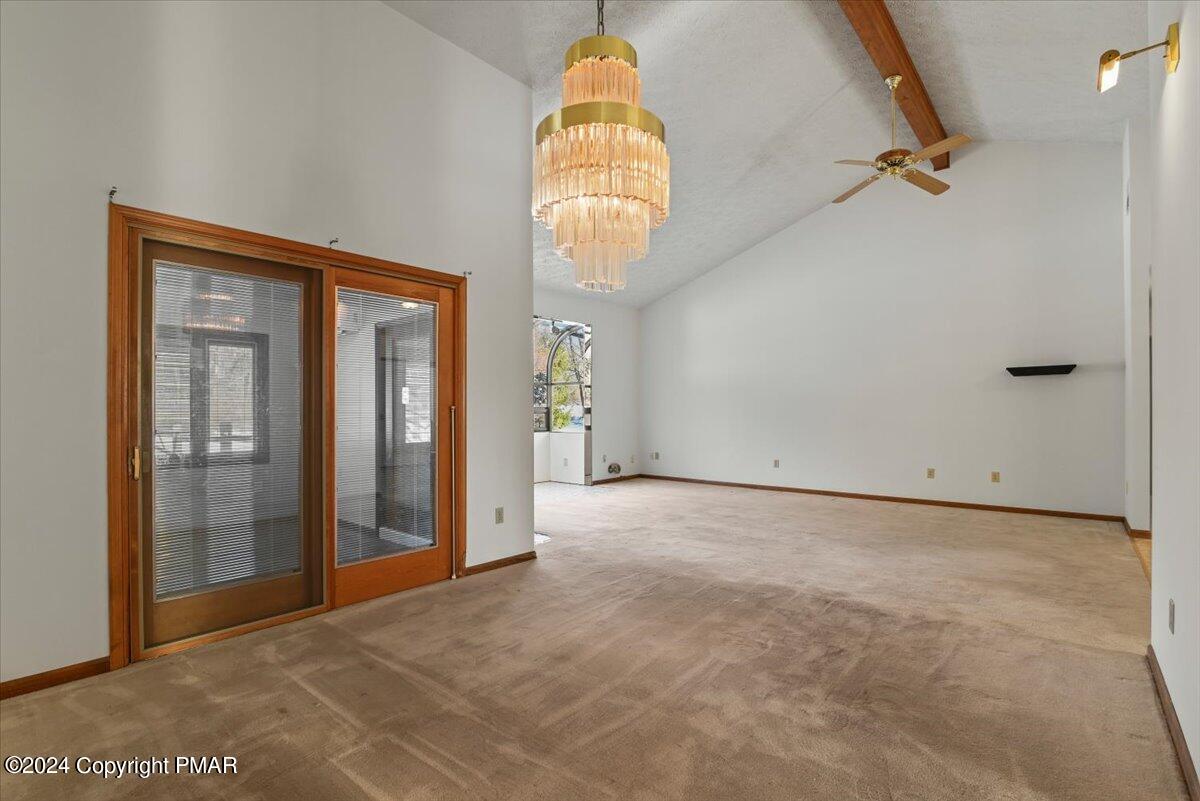 5249 MOUNTAIN VIEW Drive