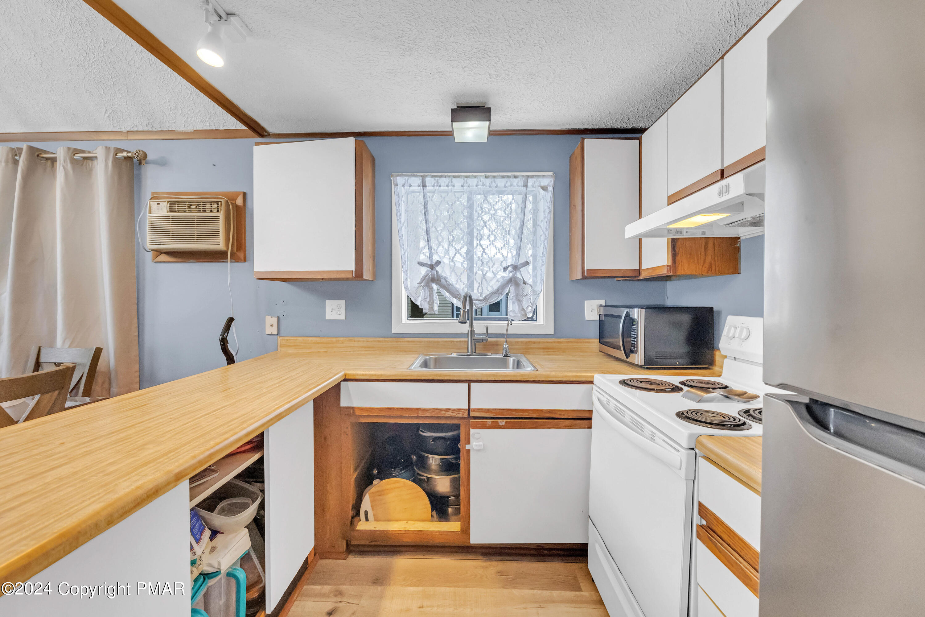 4581 Briarcliff Terrace