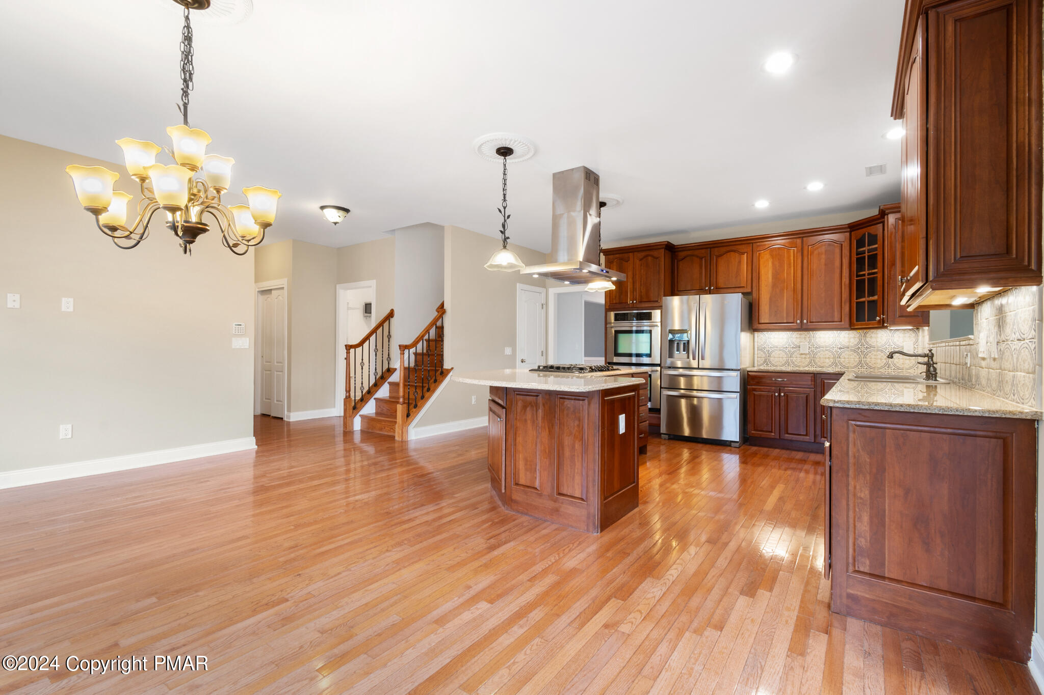 16 Alexandra Circle