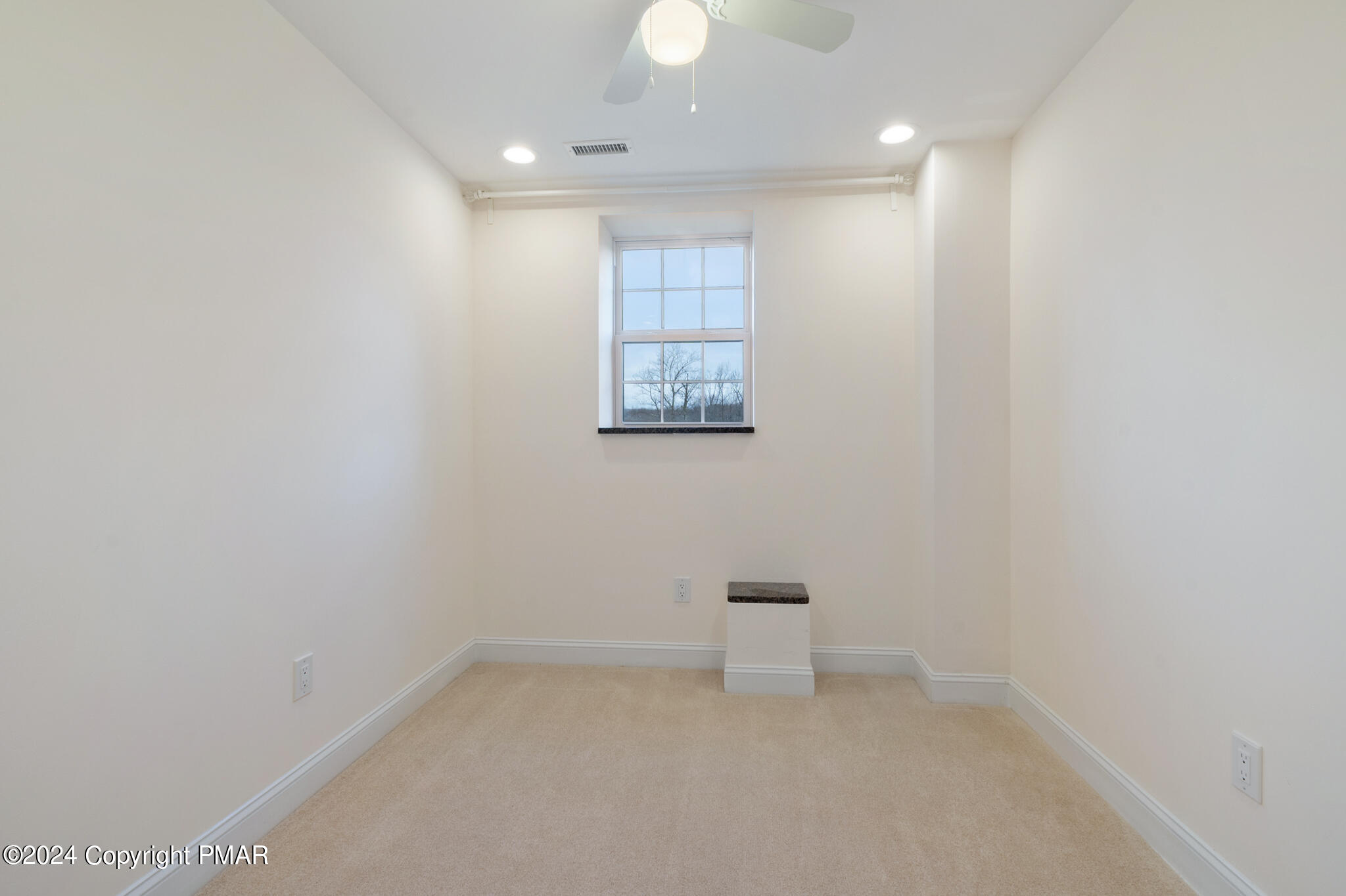 16 Alexandra Circle
