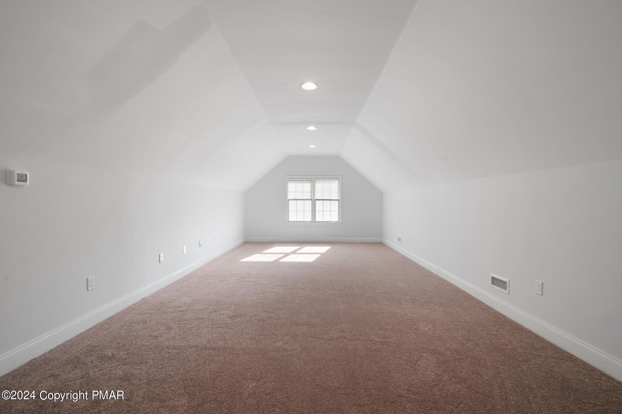 16 Alexandra Circle