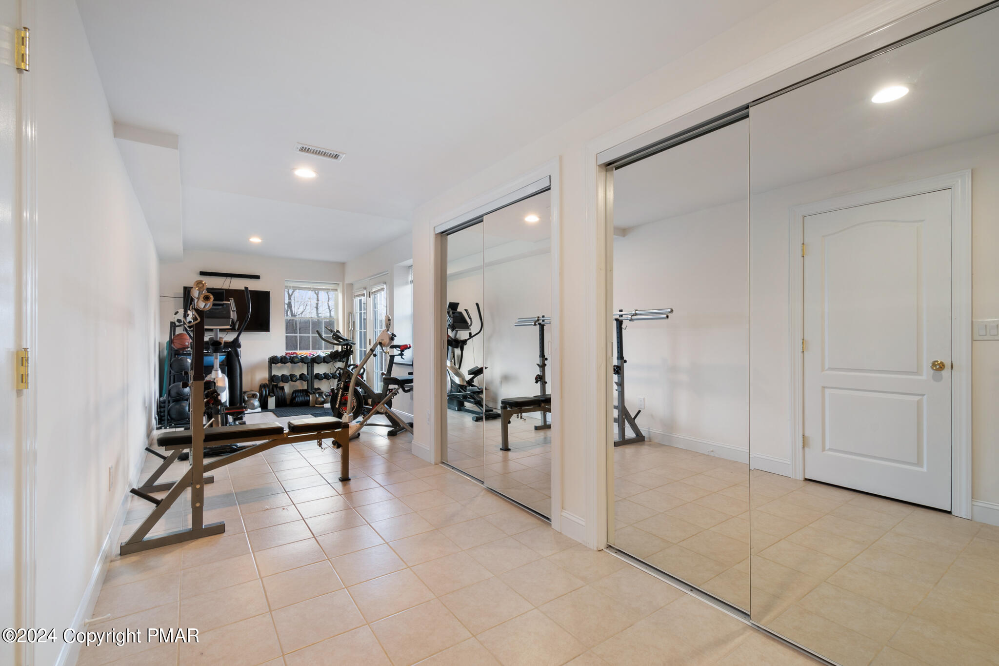 16 Alexandra Circle