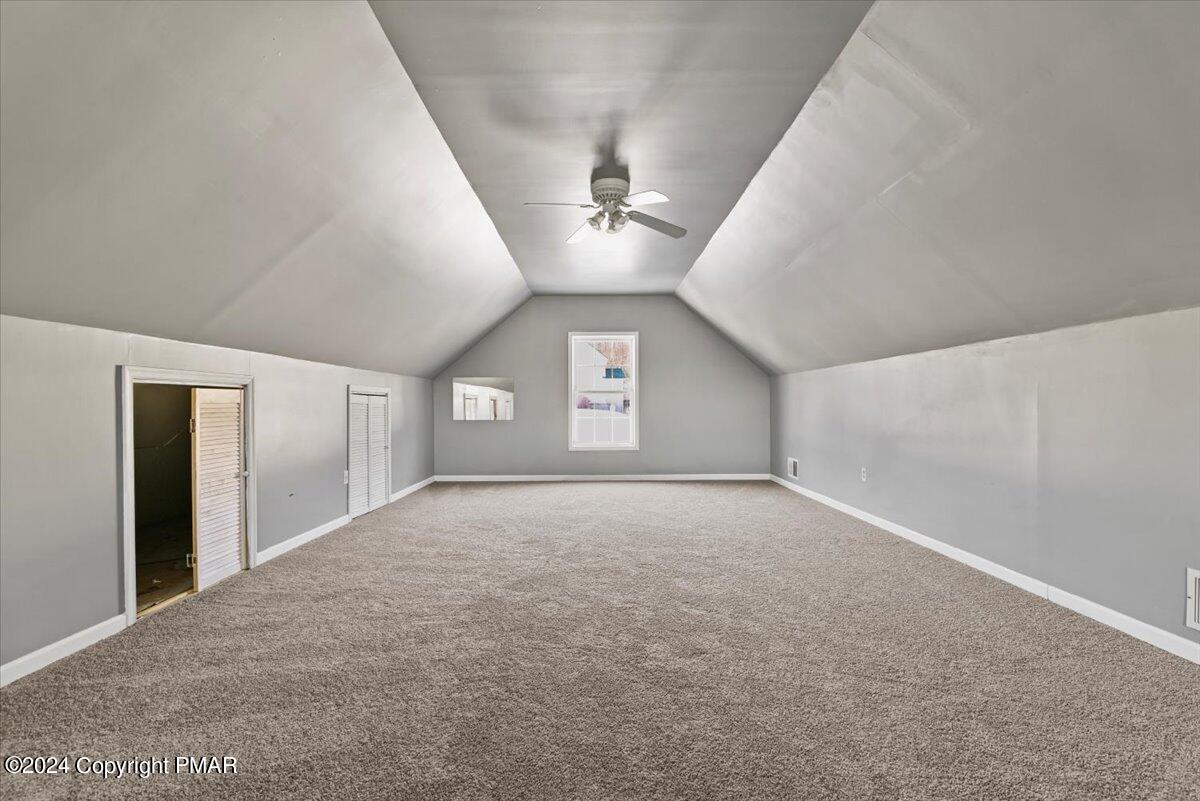 207 Stacia Way