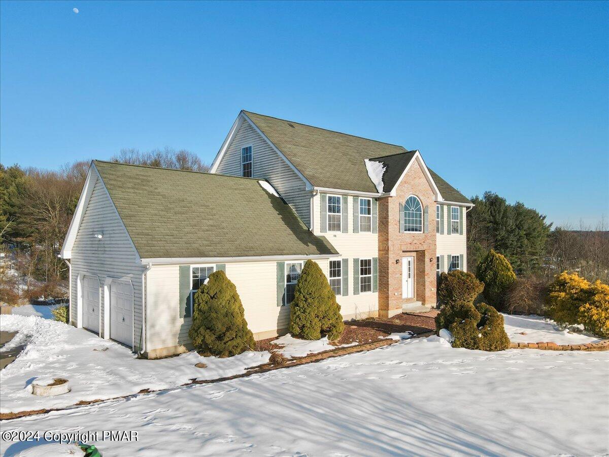 207 Stacia Way