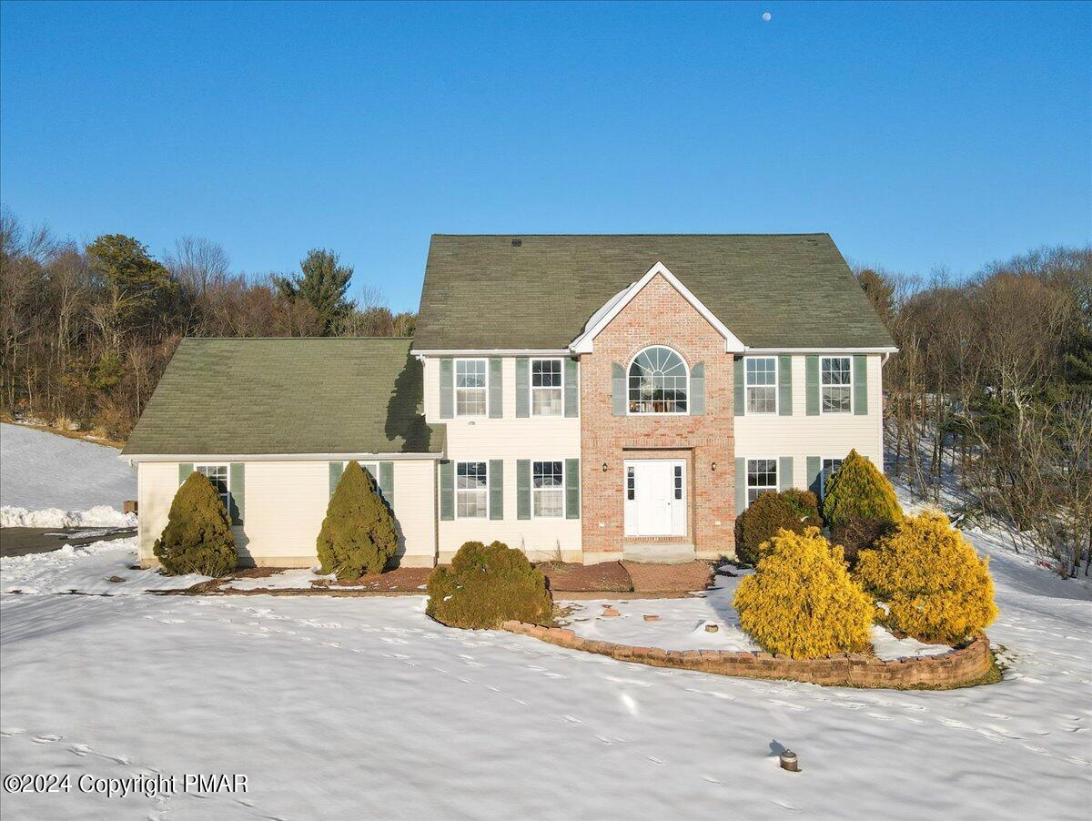 207 Stacia Way