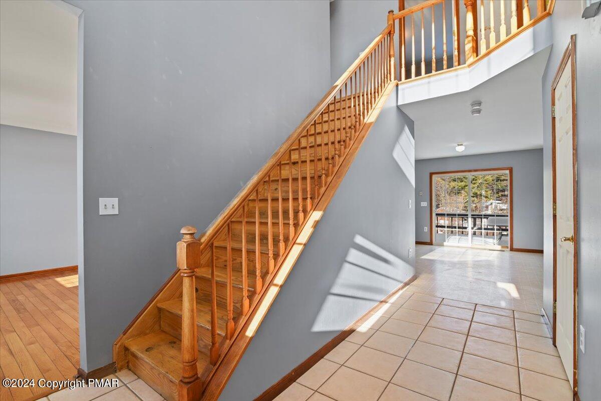 207 Stacia Way