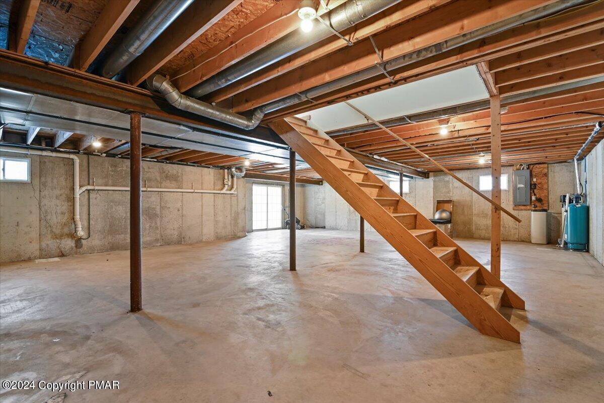 207 Stacia Way