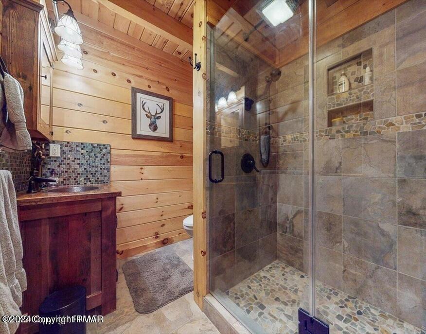 899 Lower Swiftwater Road