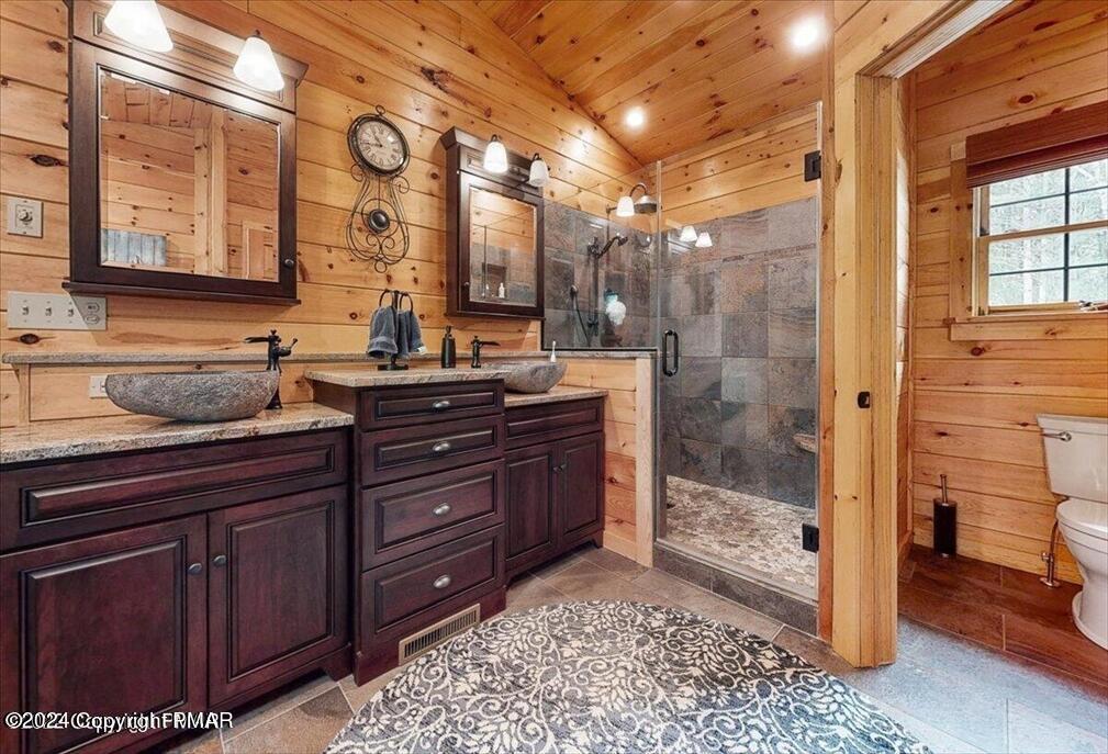 899 Lower Swiftwater Road