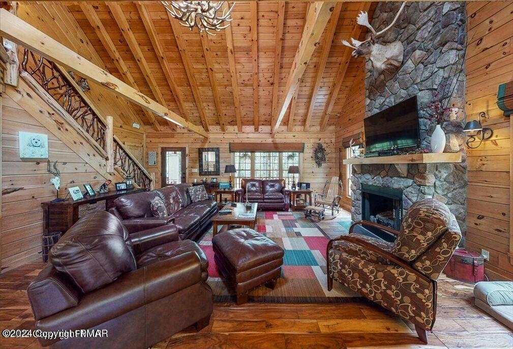 899 Lower Swiftwater Road