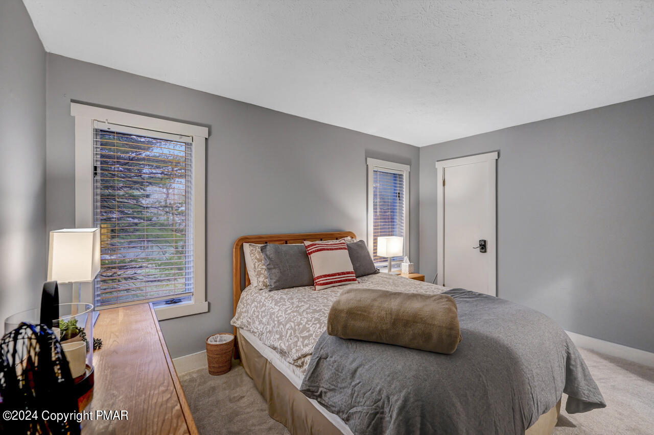 214 Snow Ridge Circle