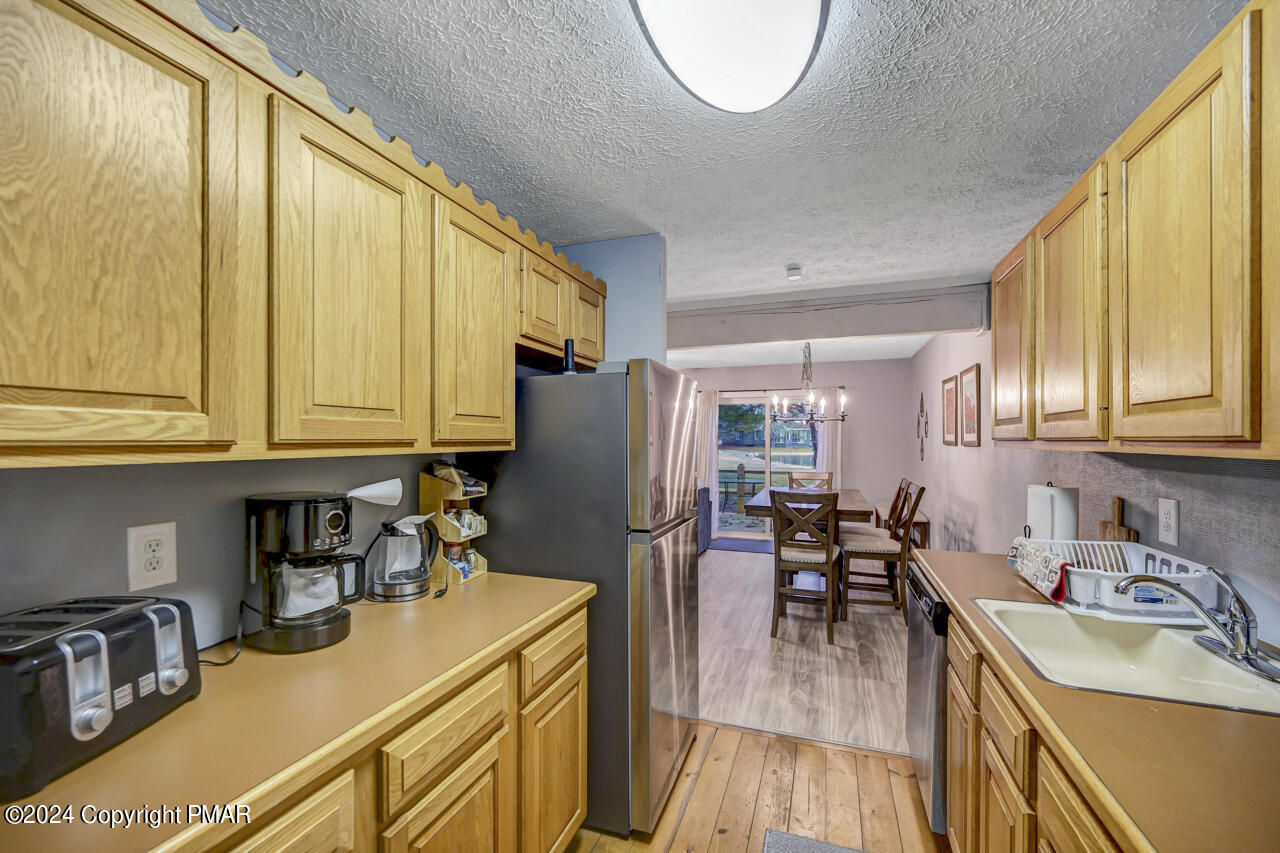 214 Snow Ridge Circle