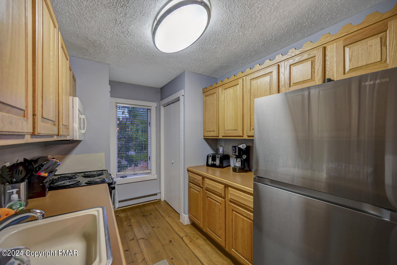 214 Snow Ridge Circle