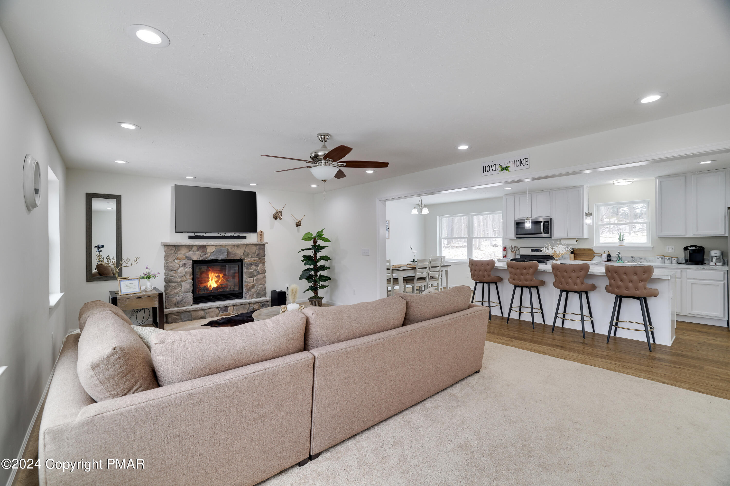 2841 Oak View Lane