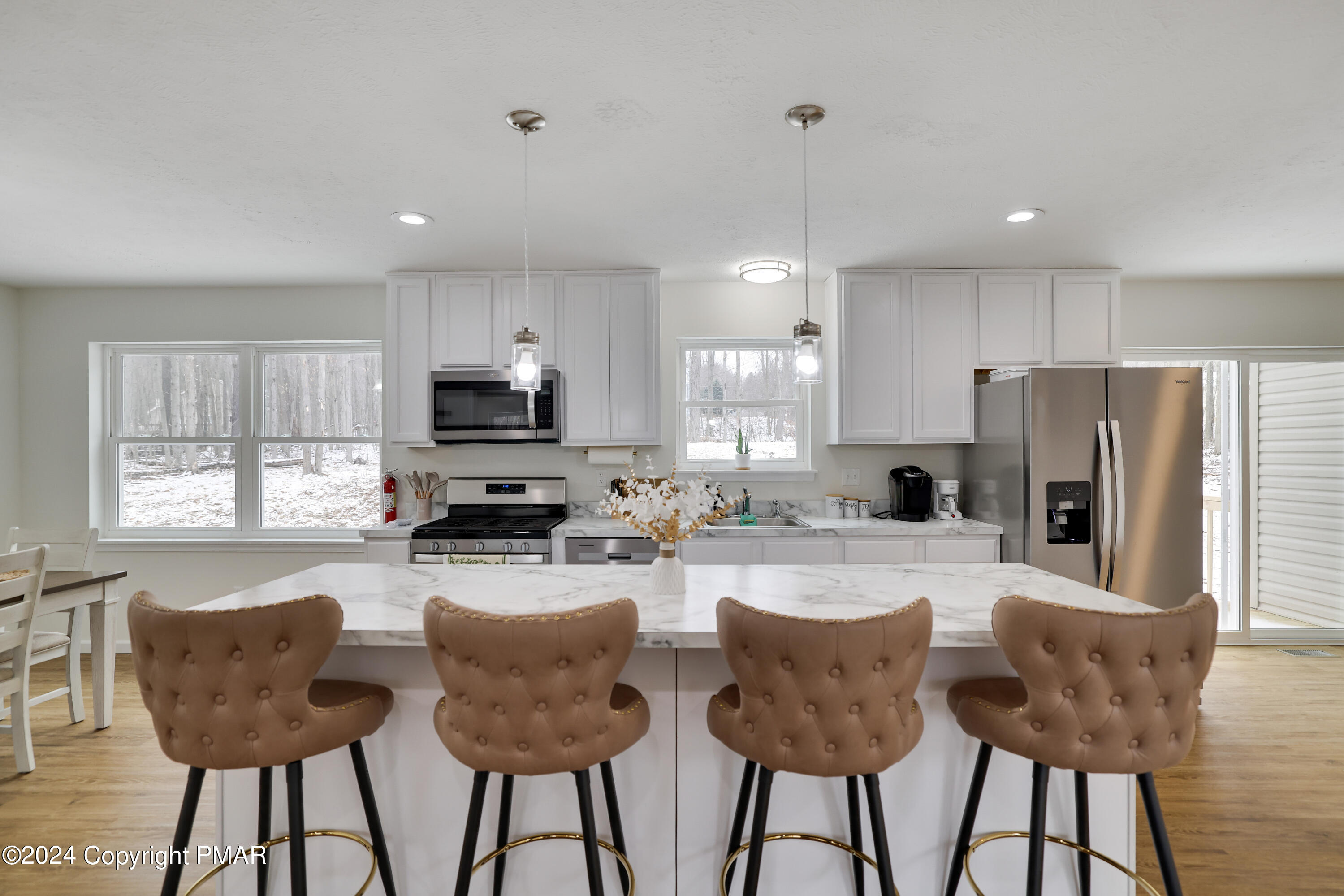 2841 Oak View Lane