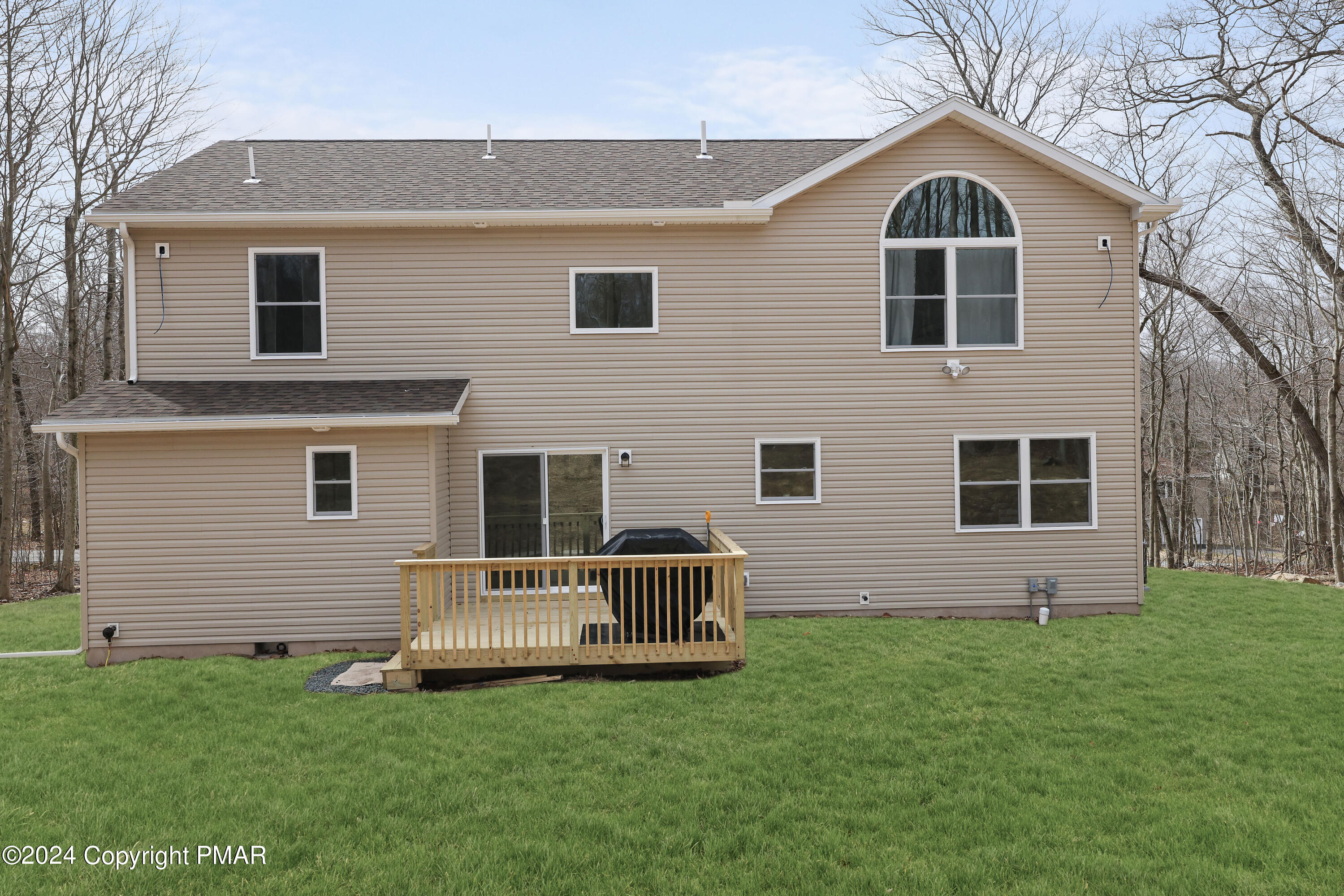 2841 Oak View Lane