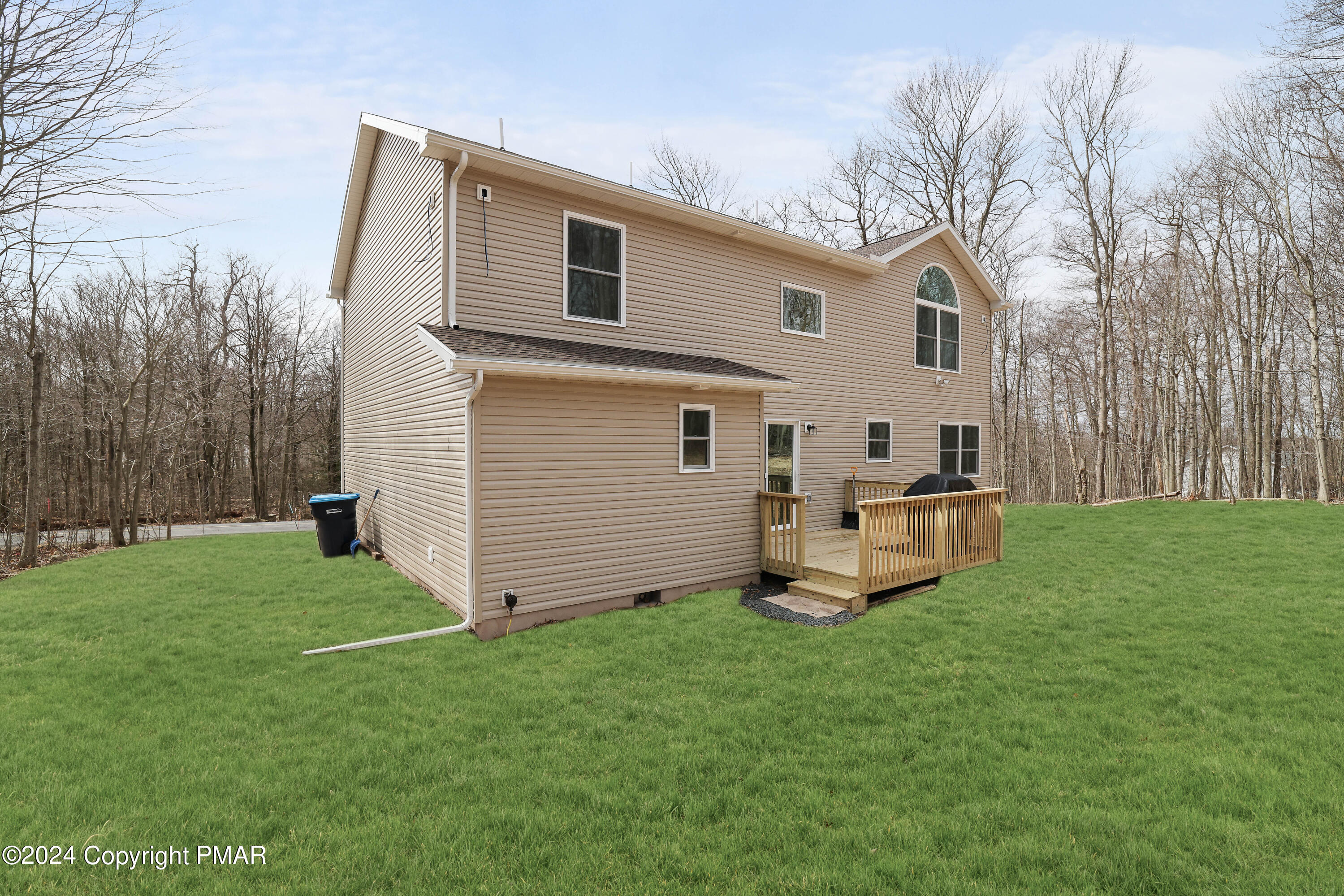 2841 Oak View Lane