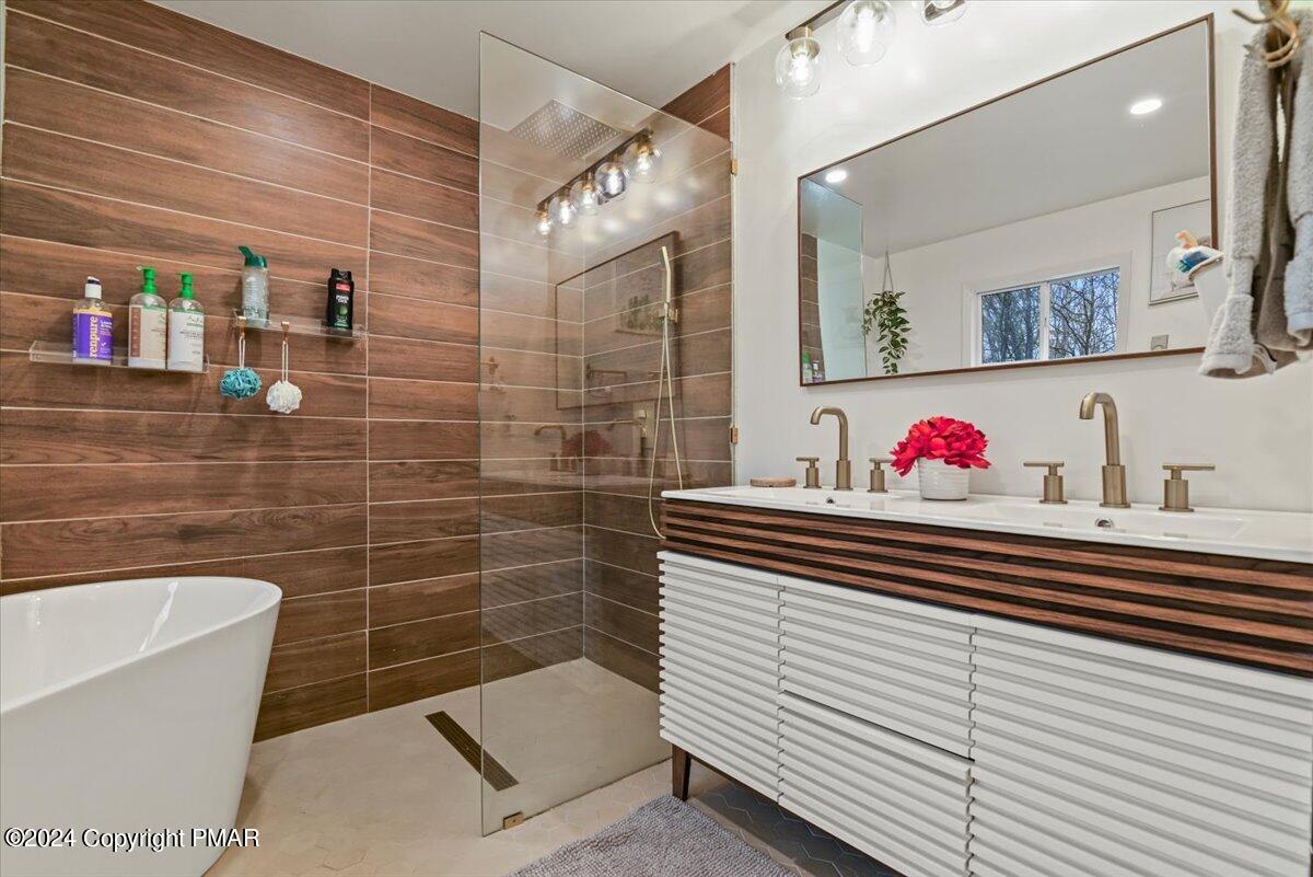 3133 Parliament Drive