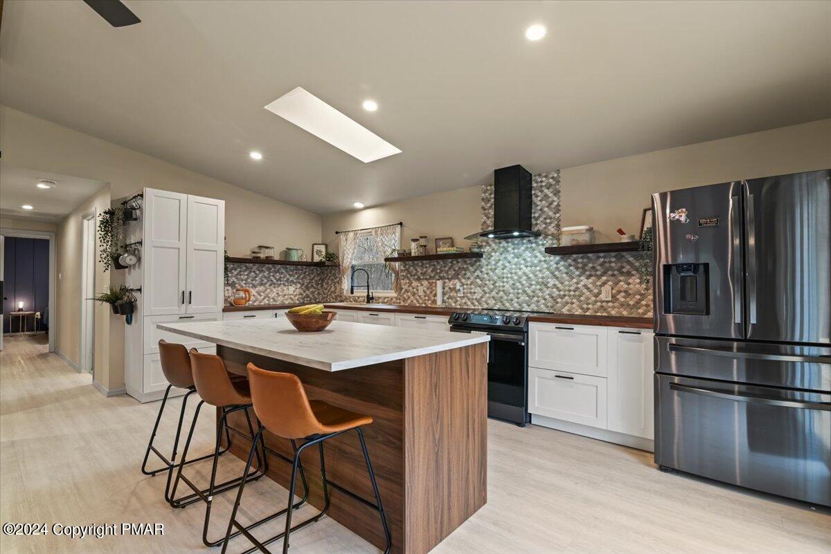 3133 Parliament Drive