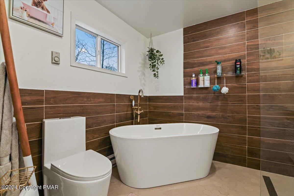 3133 Parliament Drive