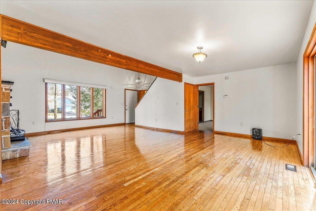 6392 Cherokee Trail
