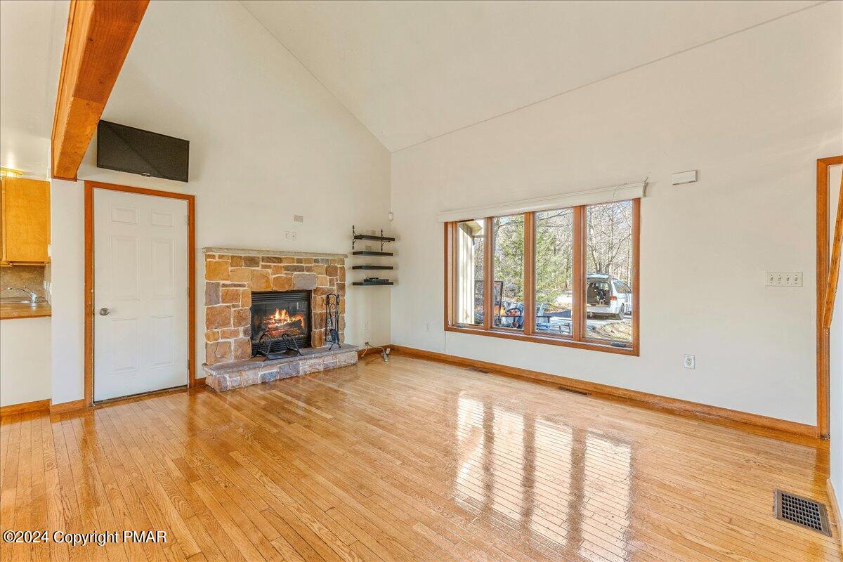 6392 Cherokee Trail