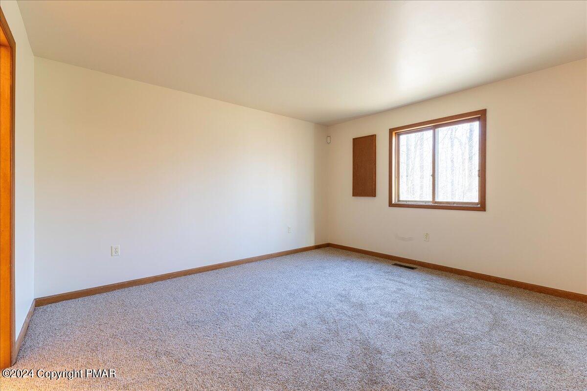 6392 Cherokee Trail