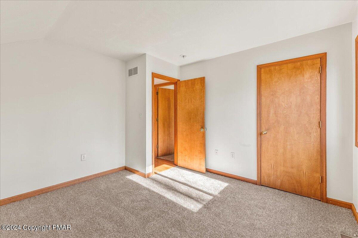 6392 Cherokee Trail